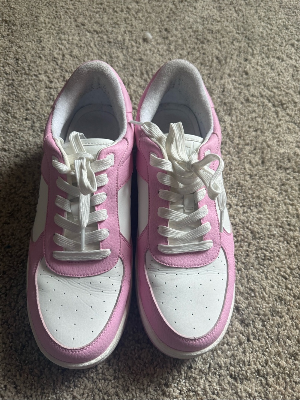 Alo Recovery Mode White and Pink Sneaker- 12.5